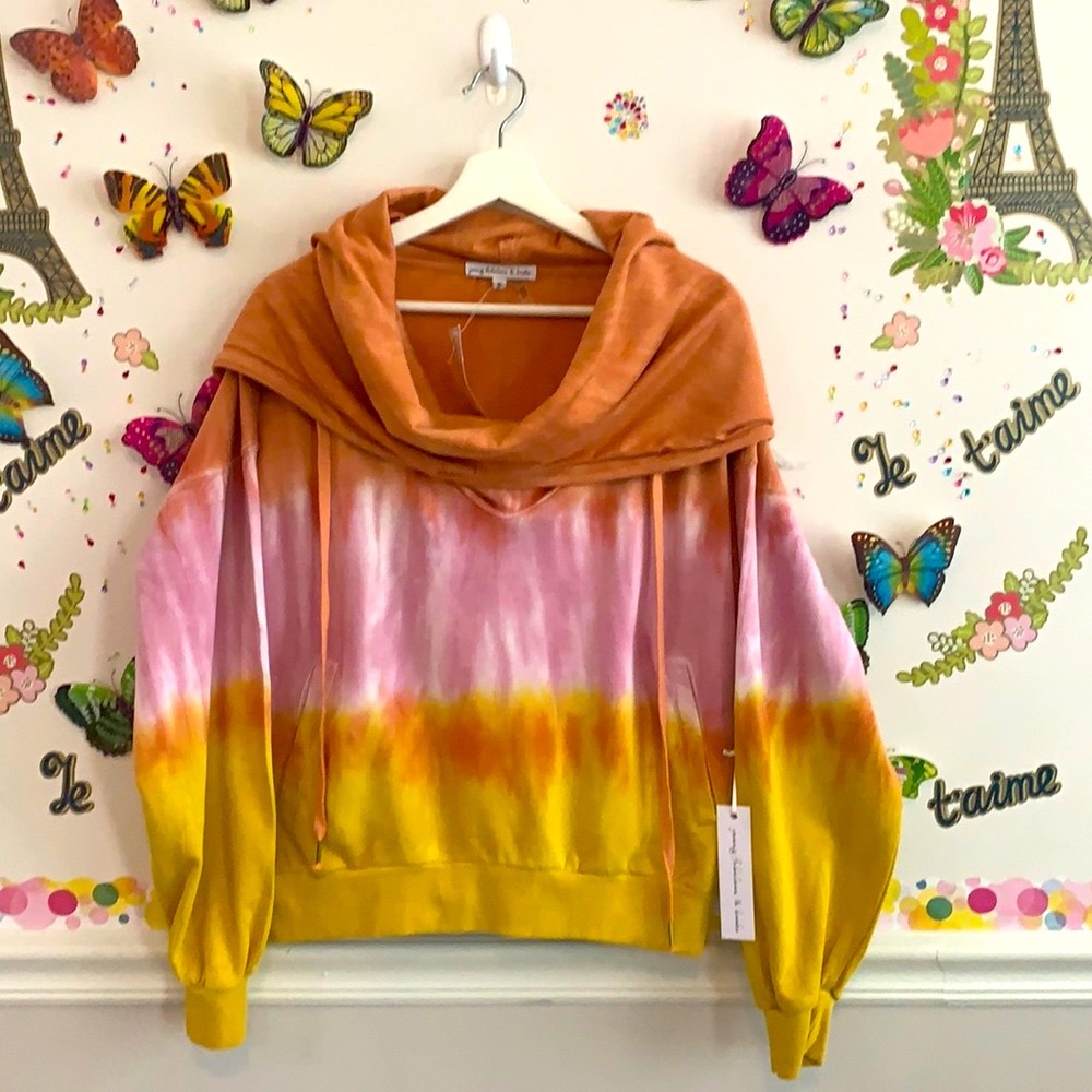 ❣️Young fabulous & broke❣️fleece sweatshirt ❣️last one❣️❤️🌺💜💗 - Picture 2 of 7